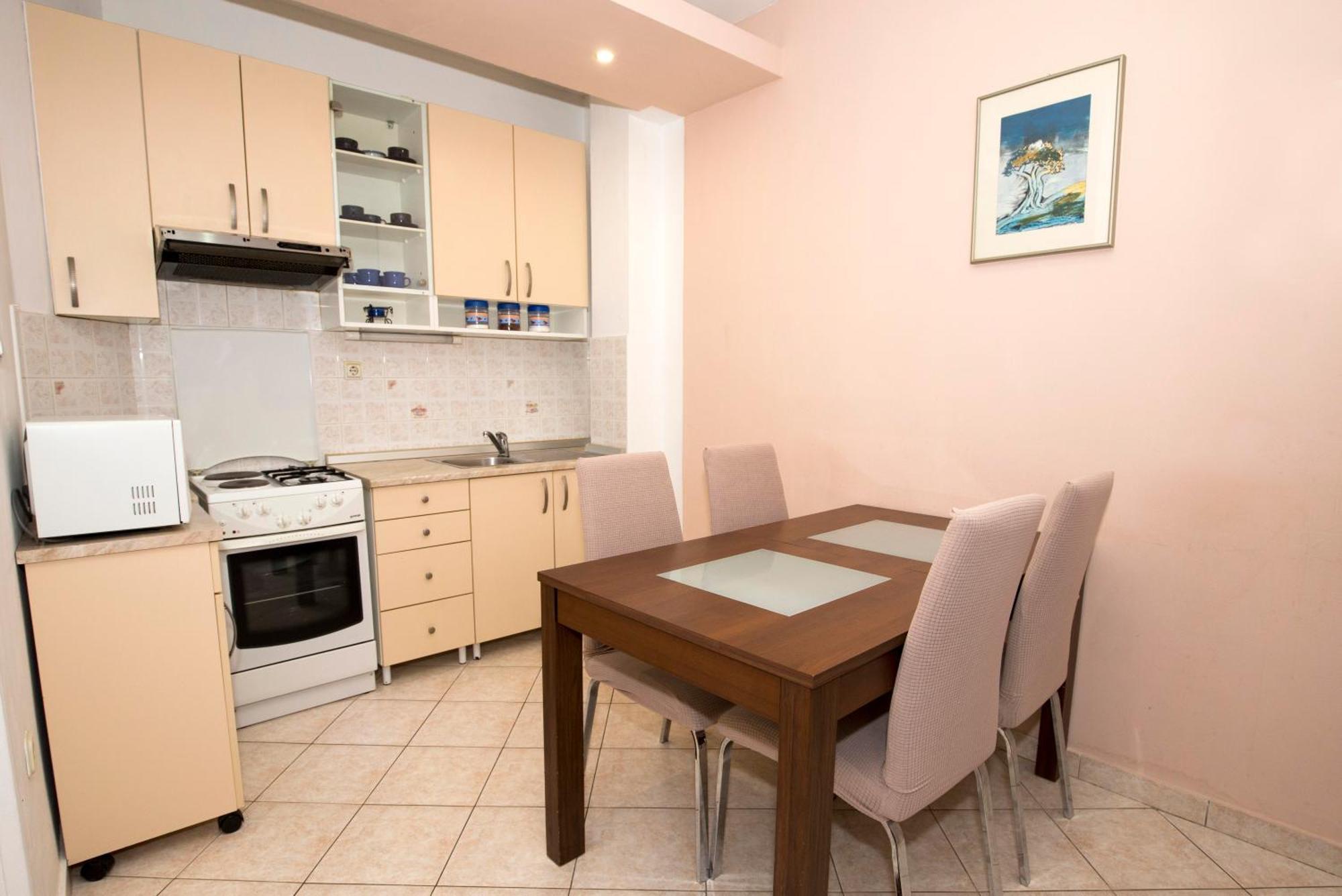 Apartman Roza 오미스 외부 사진